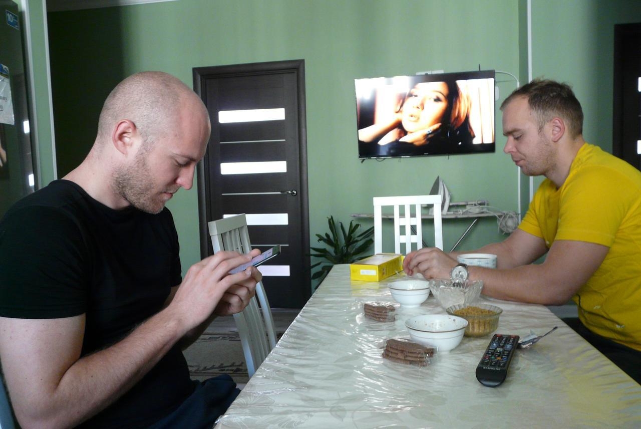 Hostel Infiniti Asztana Kültér fotó